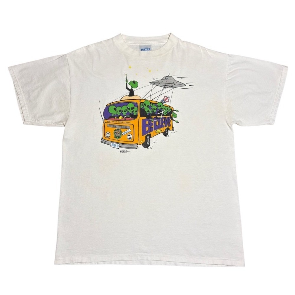 Vintage 90s Alien We Believe Bus Sci-fi UFO Area 51 Roswell Graphic Art T-shirt